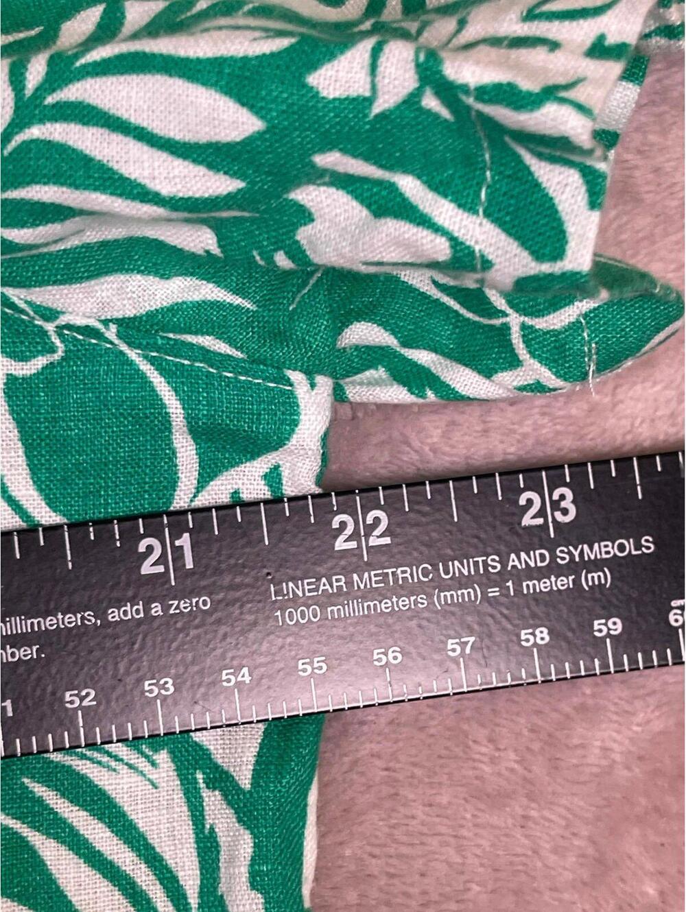 Nicole Miller New York Green and White Linen Button-Up Shirt, Size M - Picture 4 of 7